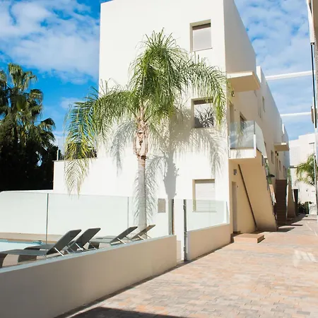 Tierra Marina Bajo Con Jardín * Dénia